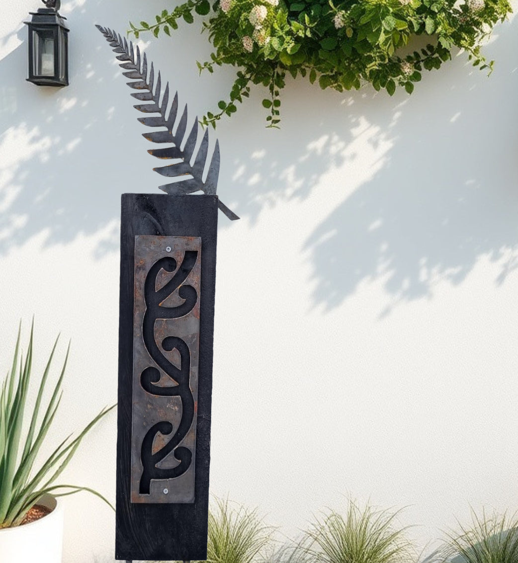 Corten NZ Huruwhenua (Silver fern) on Black stained Post-Garden Art-Vintique Concepts