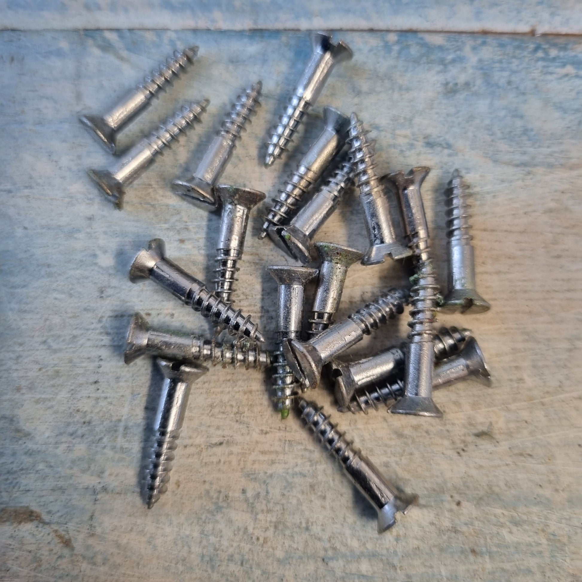 Antique Chrome plated Brass wood screws 3/4''(19.05mm) 6 gauge (pkt20)-Vintique Concepts