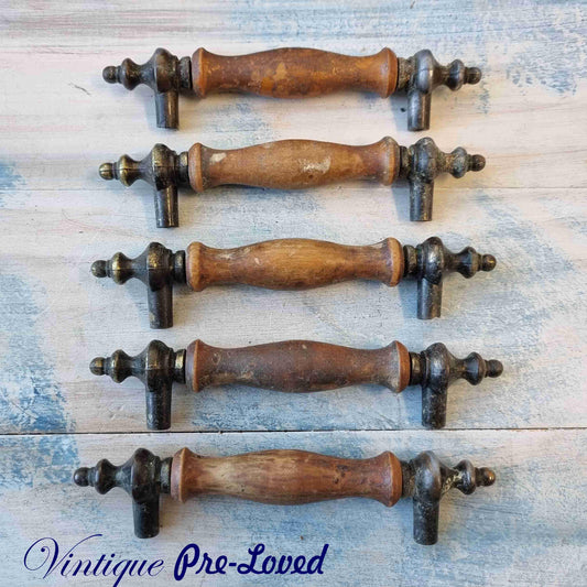 Antique Brass/Wood pull drawer handle 144mm long (set of 5) recycled - Vintique Concepts