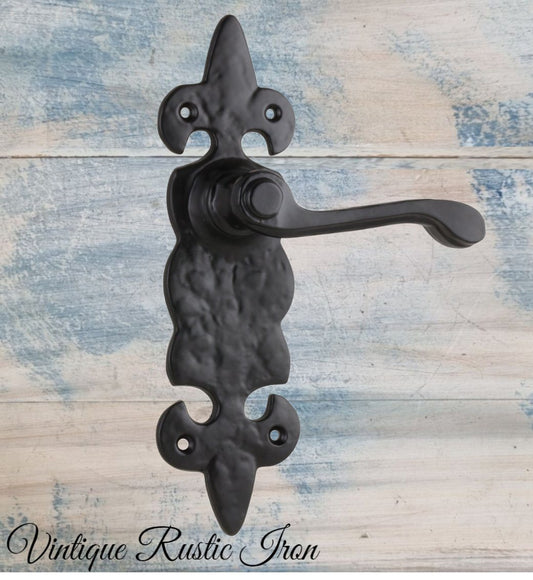 Cast Iron Fleur de lis door levers (pair)-Vintique Concepts