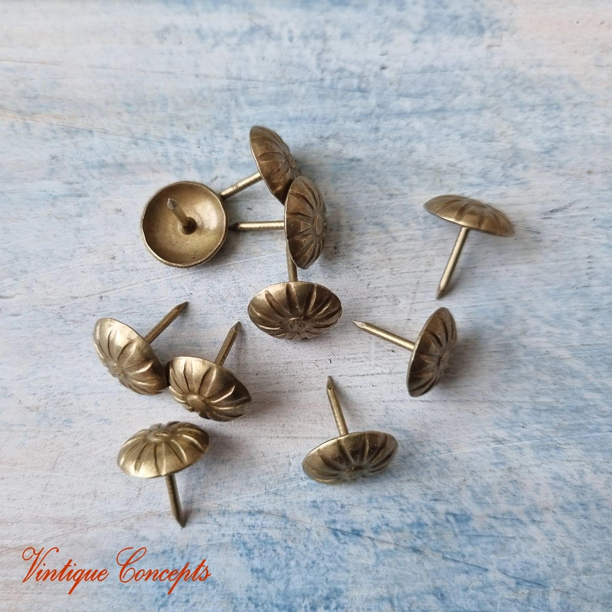 Daisy Push Pins Atq Gold or Upholstery Pins (11mm dia) Pkt of 10-Vintique Concepts