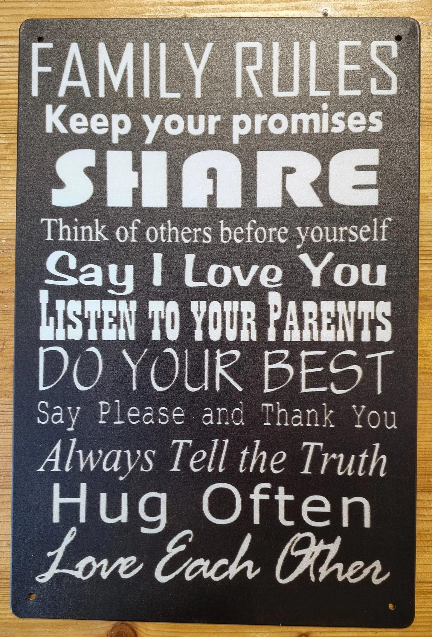 FAMILY RULES ....lovely inspirational Tin Sign-30cm x 20cm - Vintique Concepts