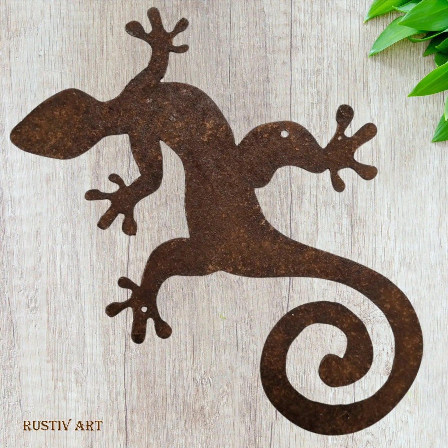 Large Gecko Rusty metal 200mm x 245mm-Vintique Concepts