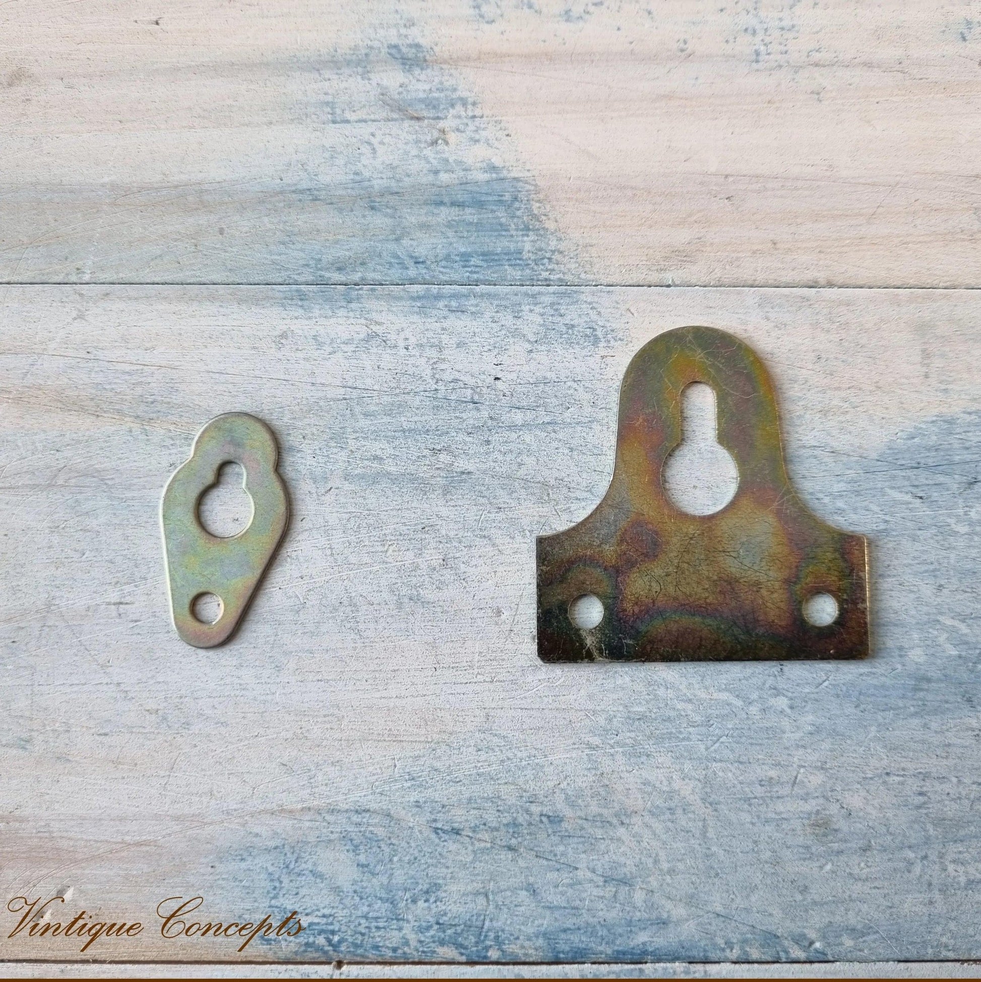 Large Keyhole Plate / Picture / Mirror hanger 46mm x 44mm-Vintique Concepts