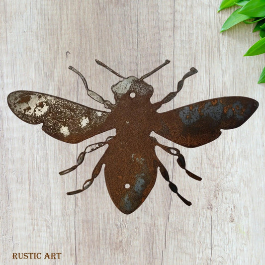 Rusty Large Bee Rusted metal  280mm  x180mm-Vintique Concepts