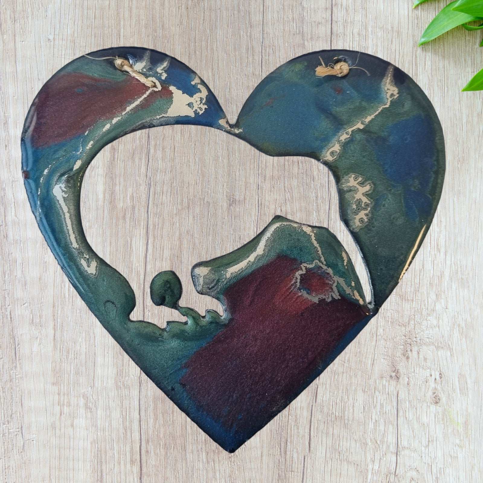 Animal Art - Kiwi Heart Metal Art Coated In Pourable Epoxy 160mm X 150mm