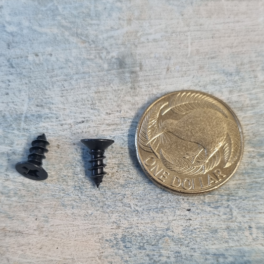 M4 Powdercoated Black wood screws 10mm (packet of 10)