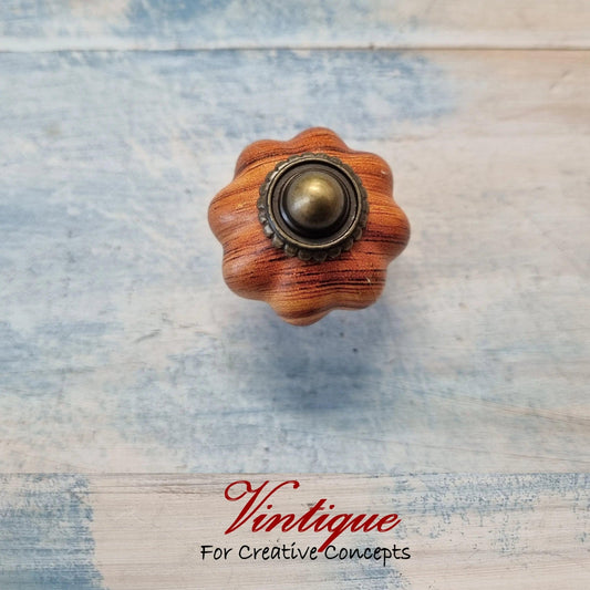 Vintage style acrylic cabinet knob 30mm-Woodgrain-Vintique Concepts